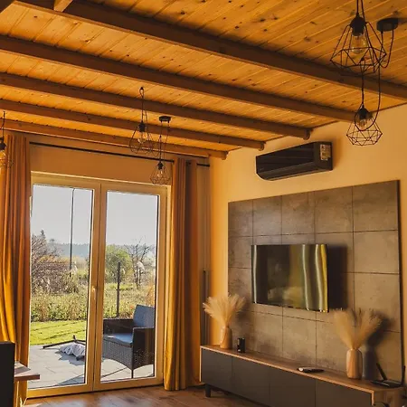 Kwiatowe N05 - شاليه